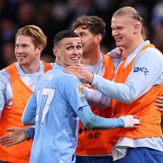 1712182276274080895.jpg GKRLdigXgAAFF1L.jpg